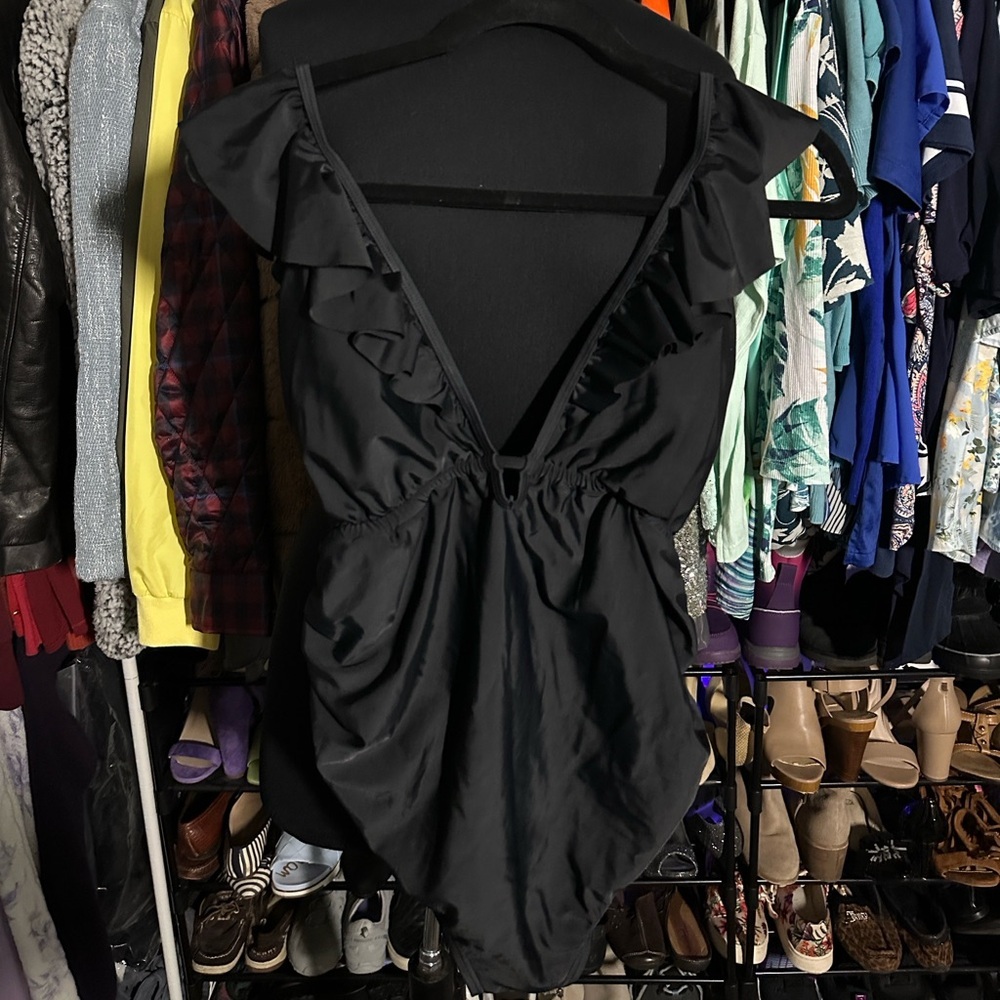 Pinkblush Black Backless Ruffle One Piece Bathing suit size medium - Picture 3 of 8